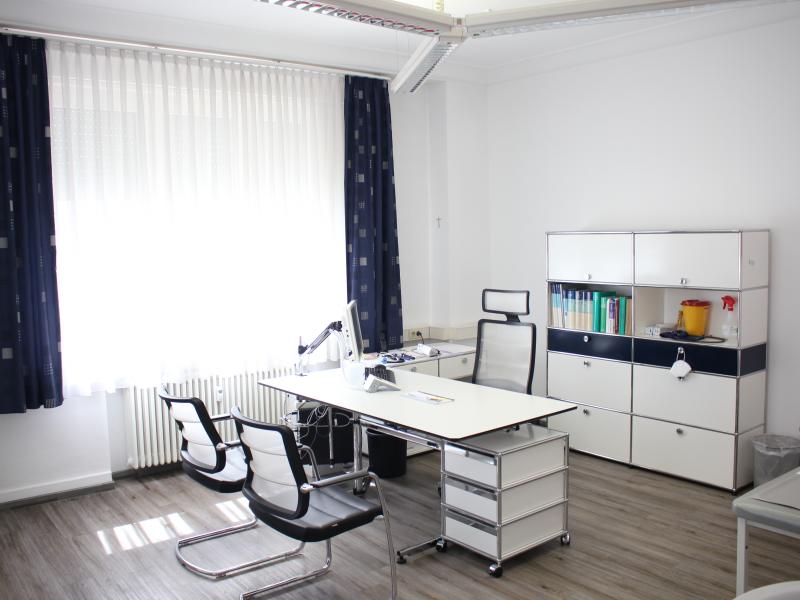 Zimmer / Behandlungsraum